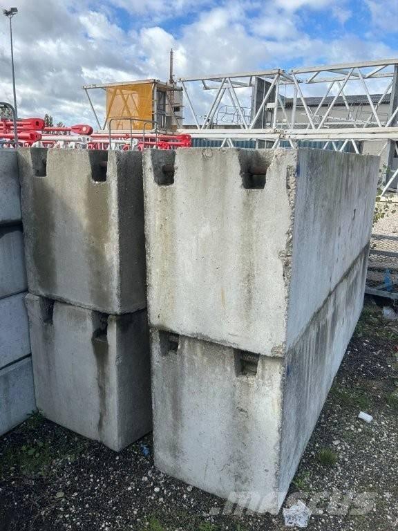 Potain MR 225 Torenkranen