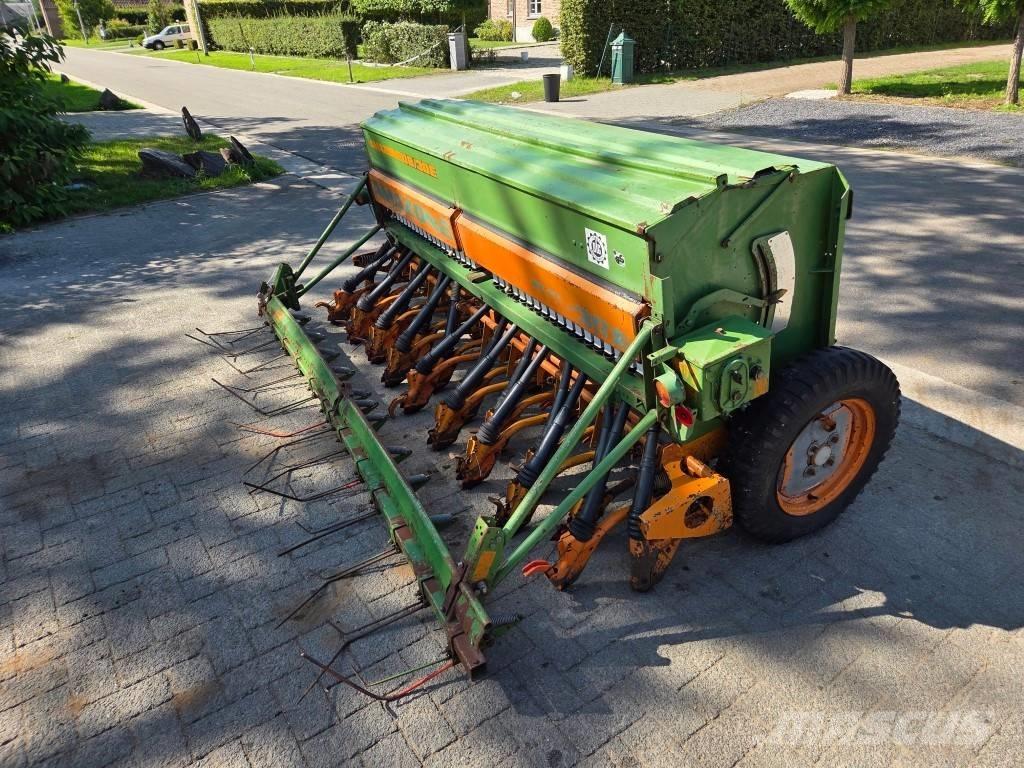 Amazone D8-30 Zaaimachines