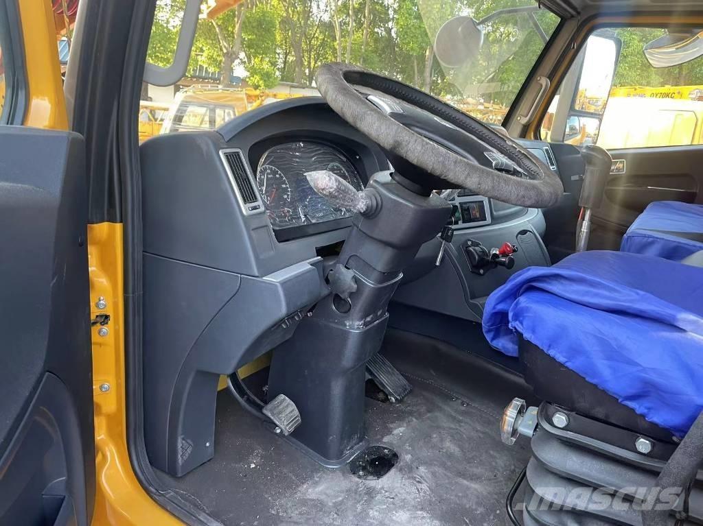 XCMG QY70KC Ruw terrein kranen