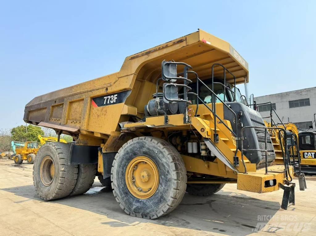 CAT 773 F Starre dumpers