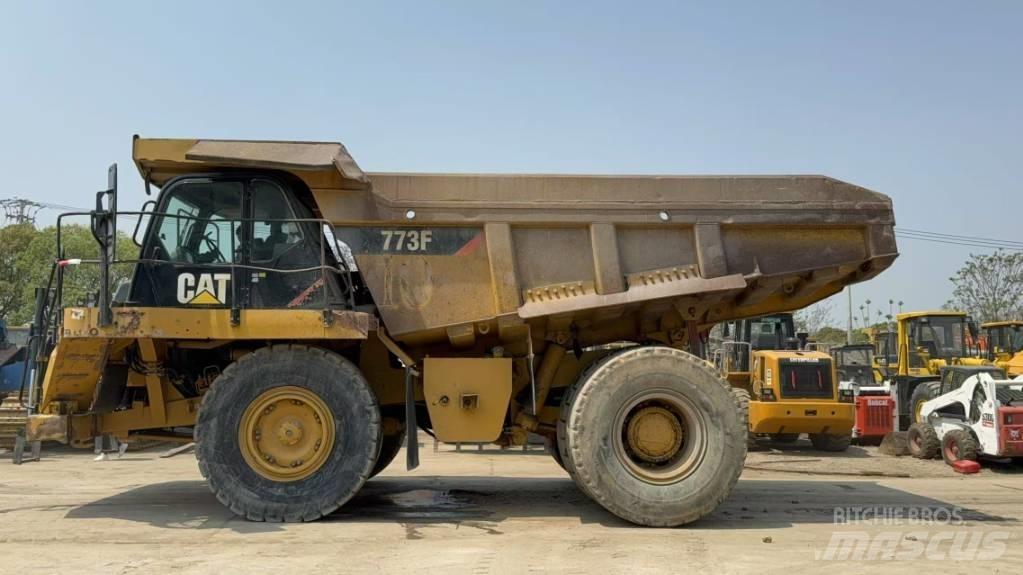 CAT 773 F Starre dumpers