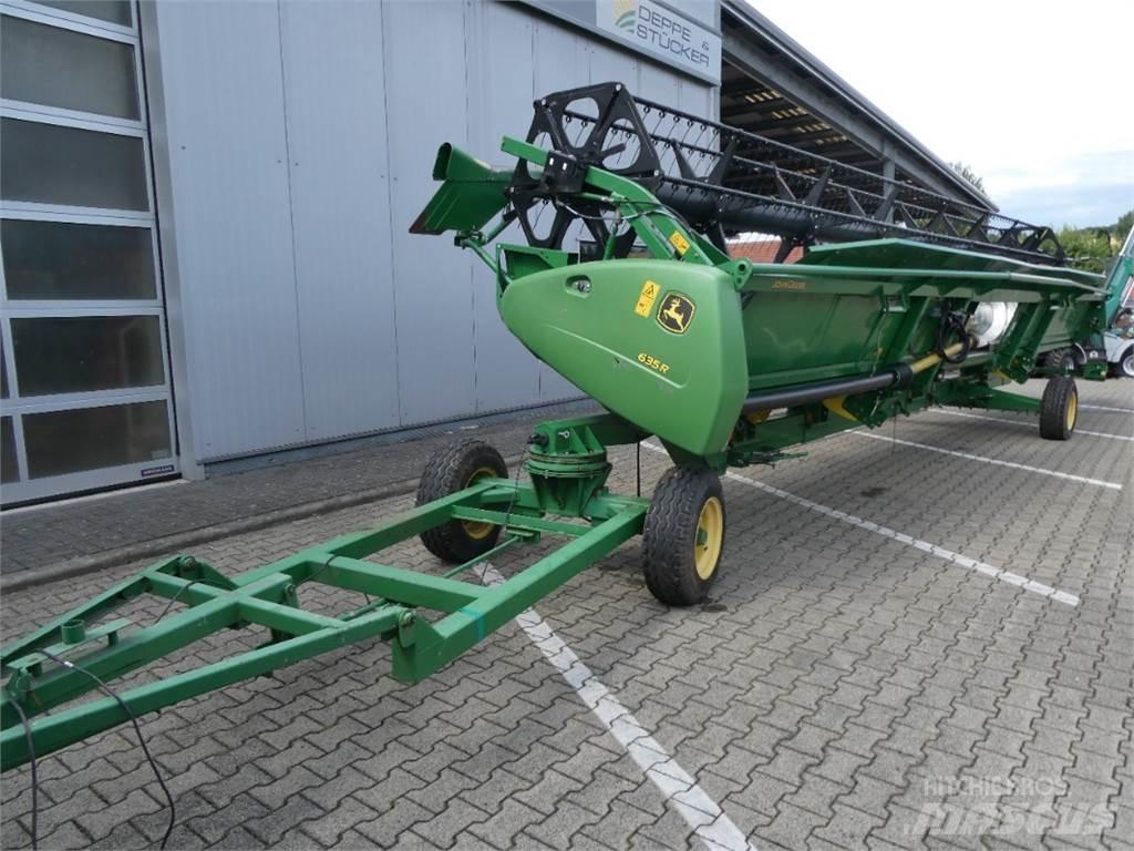 John Deere 635R Boomvelkoppen
