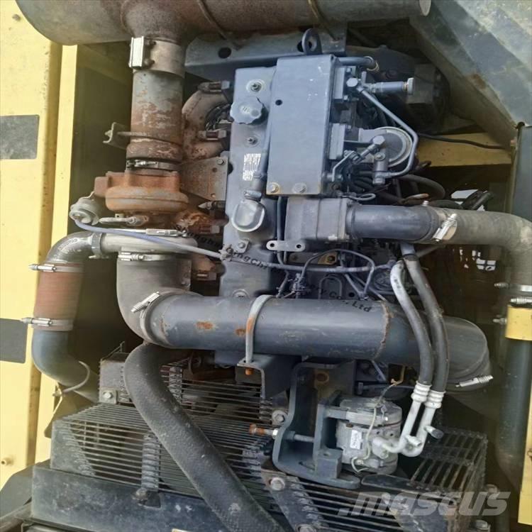 Komatsu 300 Rupsgraafmachines