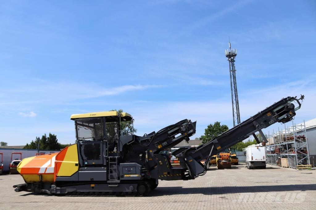 Bomag BMF 2500 S Asfaltafwerkmachines