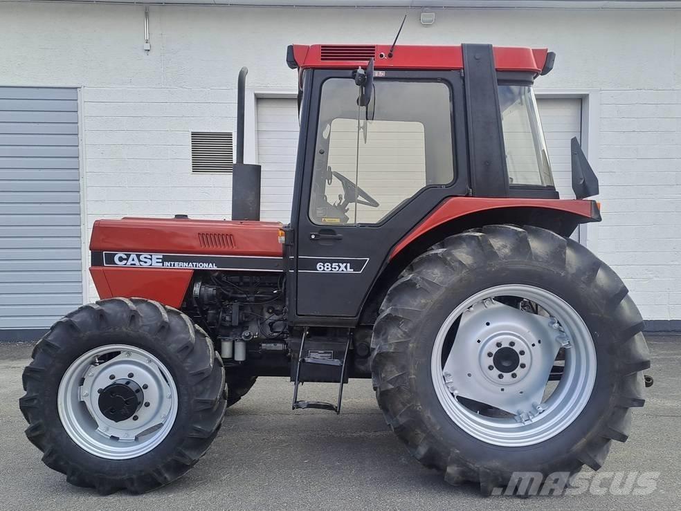 Case IH 685 XL Tractoren