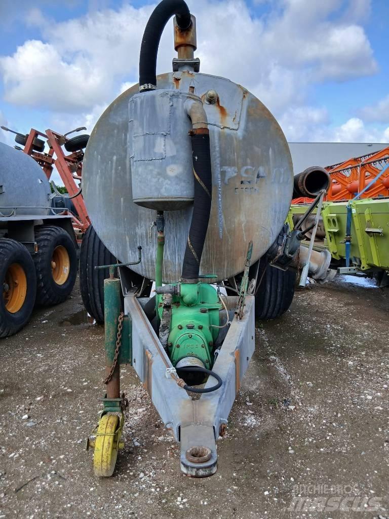 Ipsam 6200 liter Mesttank
