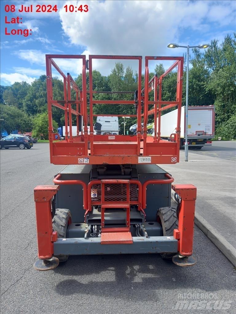 SkyJack SJ 6832 RT Schaarhoogwerkers