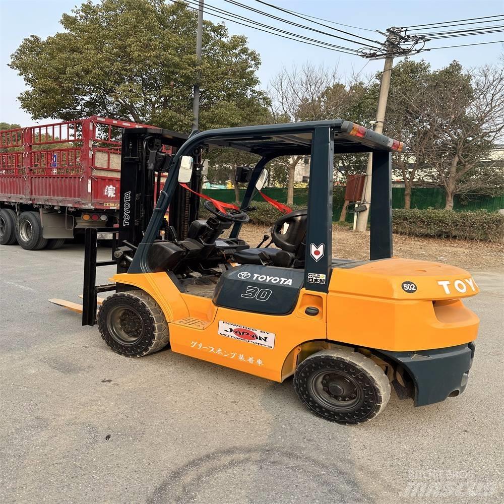 Toyota 62-7 FD N 30 Diesel heftrucks