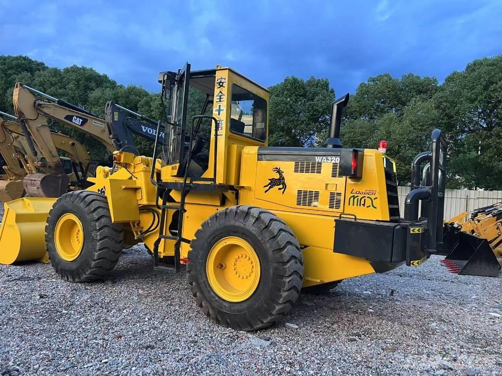 Komatsu WA 320-3 Wielladers