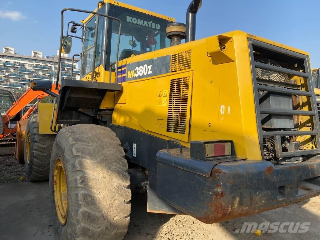 Komatsu WA 380-3 Wielladers