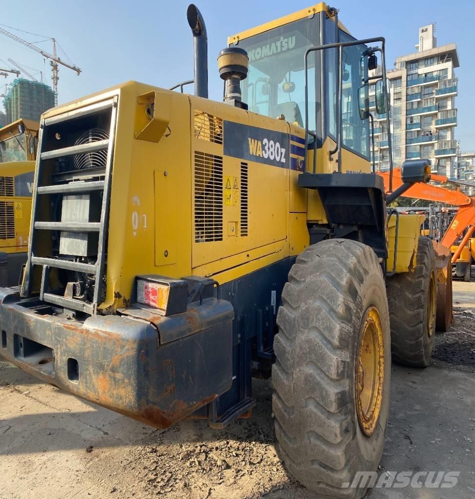 Komatsu WA 380-3 Wielladers