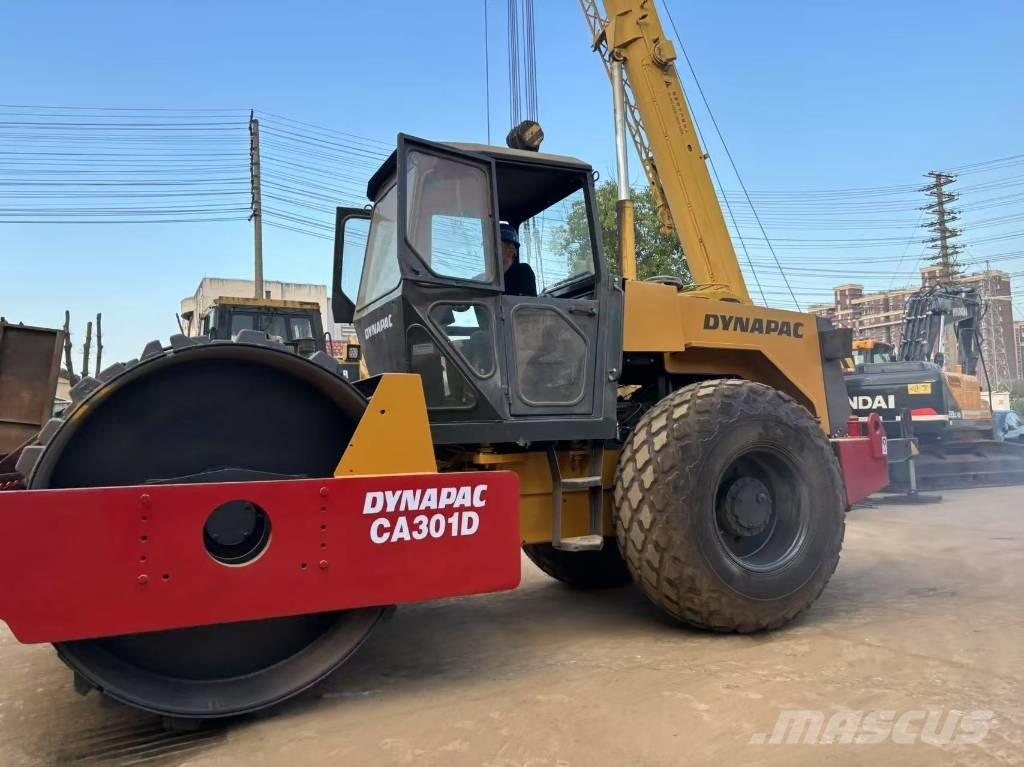 Dynapac CA 301 D Trilrolwalsen
