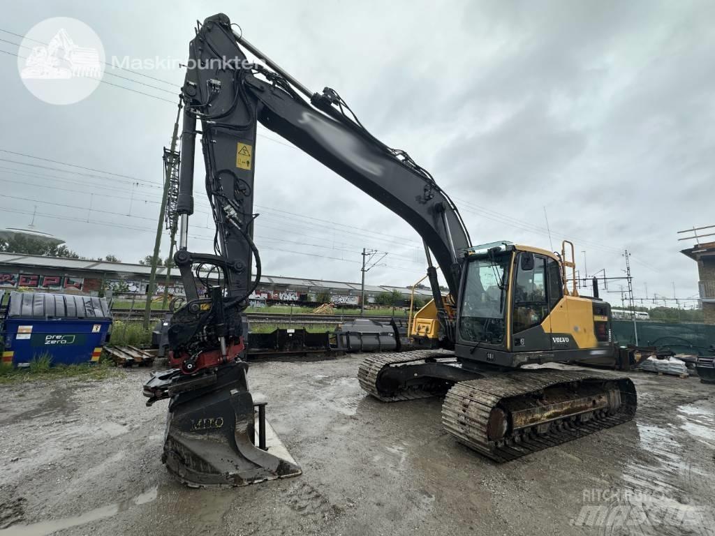 Volvo EC 220 EL Rupsgraafmachines