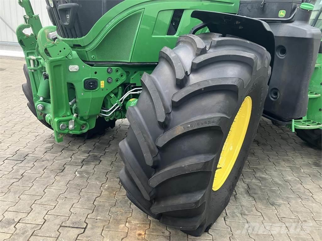 John Deere 6R 140 Tractoren