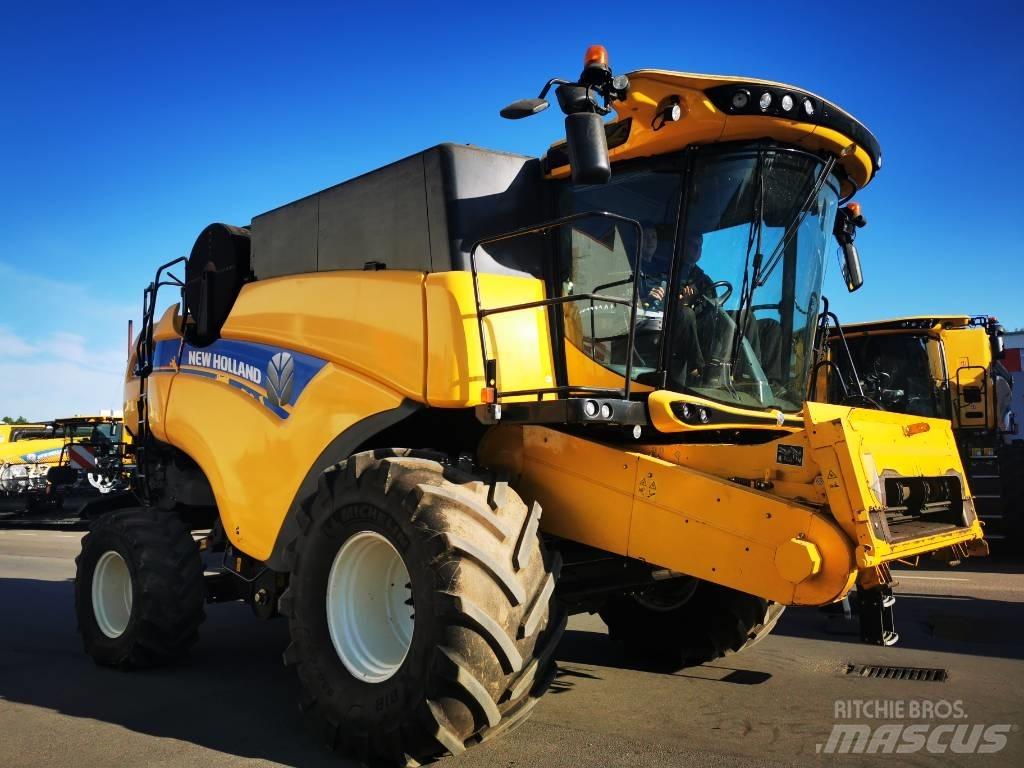 New Holland CX 8.90 Maaidorsmachines