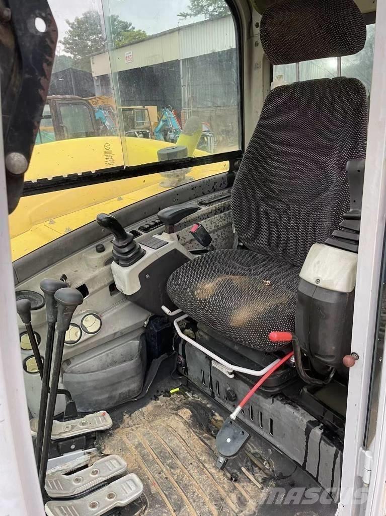 Wacker Neuson 8003 Midigraafmachines 7t - 12t