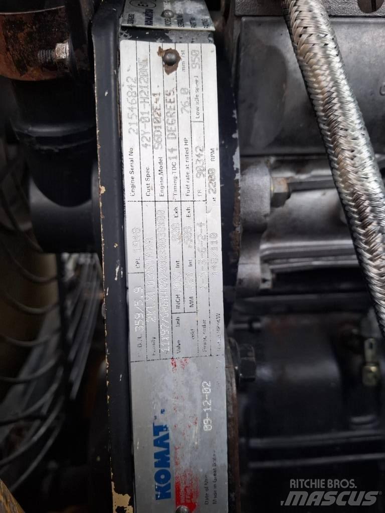 Komatsu WA 270-3 Wielladers