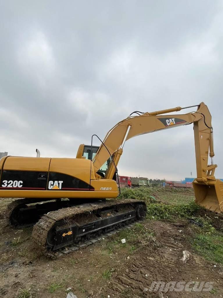 CAT 320 C Rupsgraafmachines