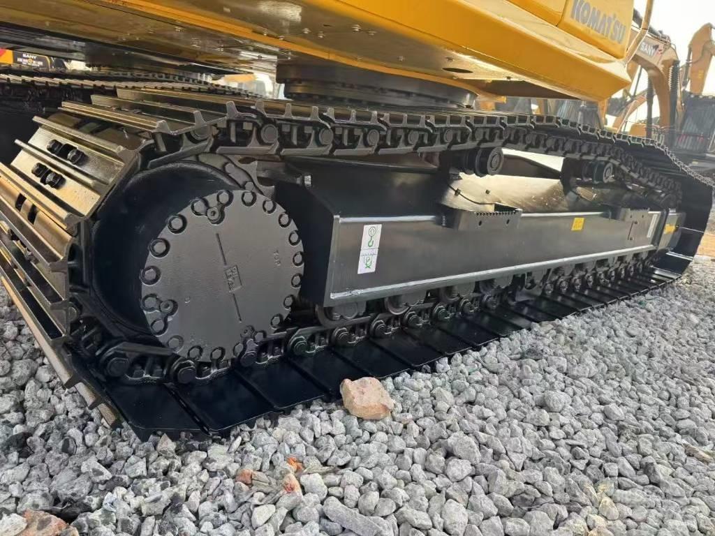 Komatsu 240-8N1 Rupsgraafmachines