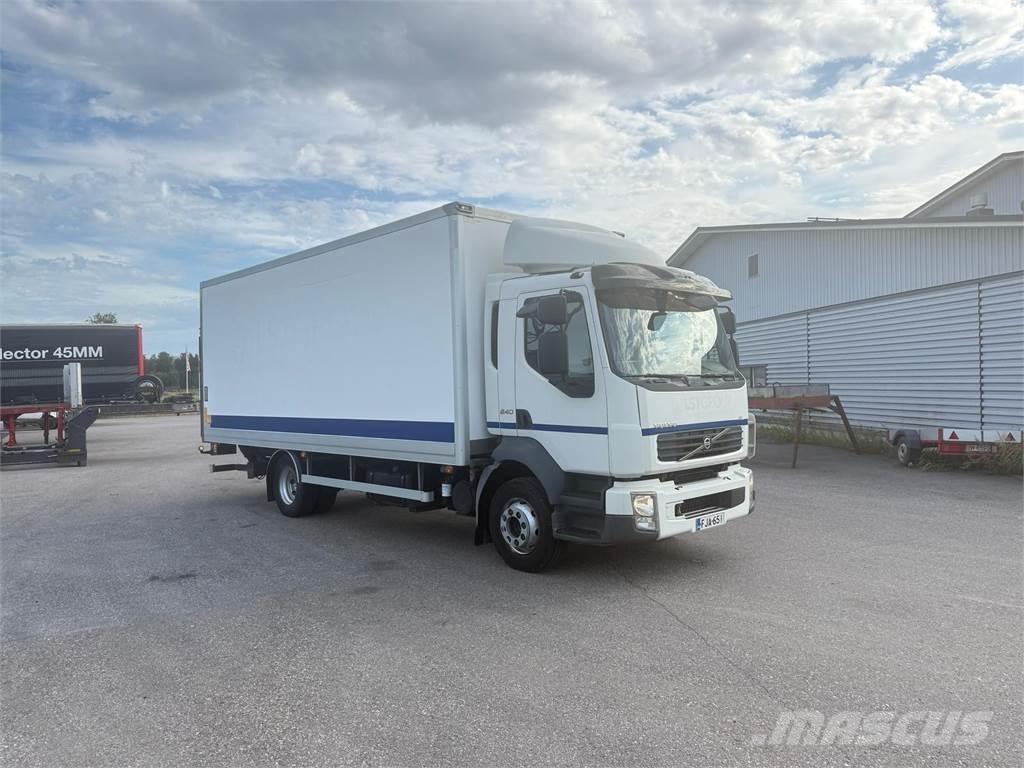 Volvo FL240 4x2 Bakwagens met gesloten opbouw