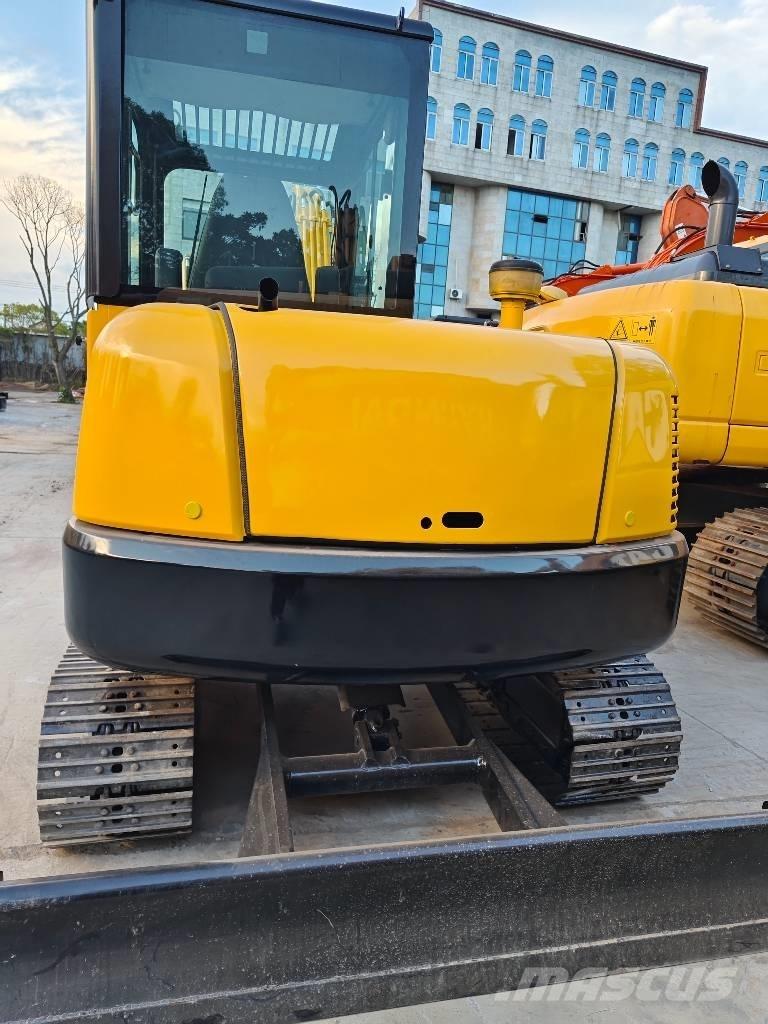 Komatsu PC 56 Minigraafmachines < 7t