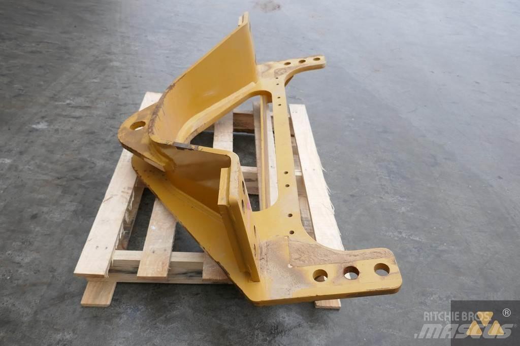 CAT 140M3 Drawbar Transport - Anderen