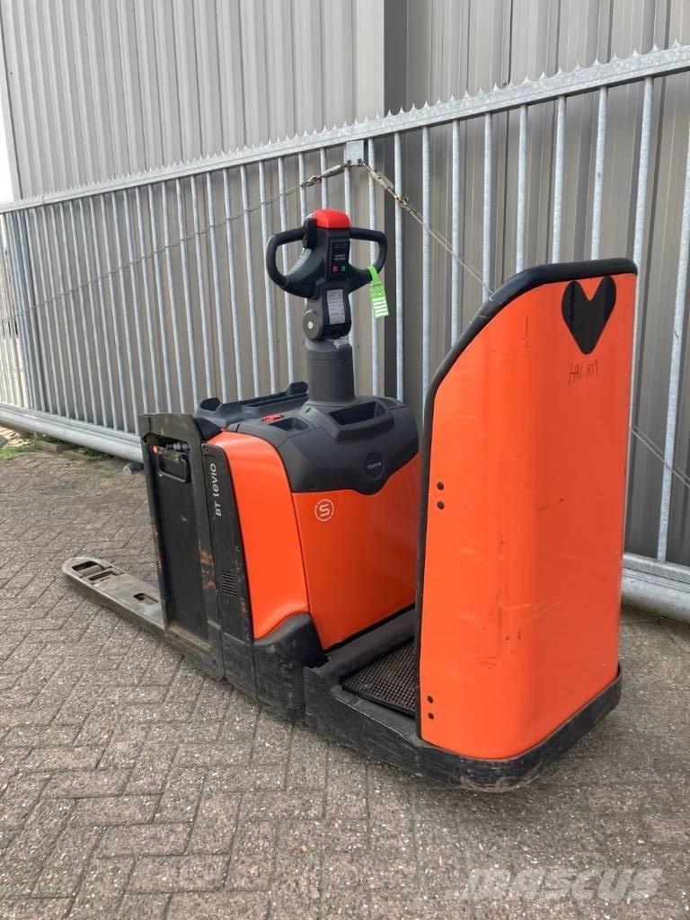 Toyota LPE200 Pallettruck met meerij platform