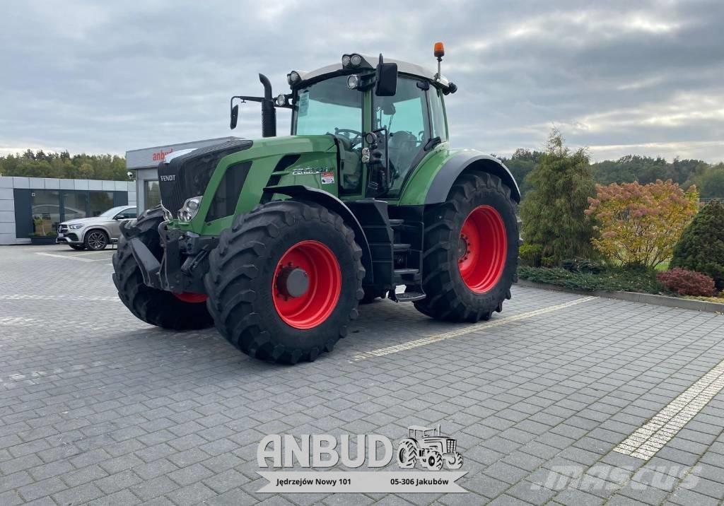 Fendt 826 Vario Tractoren