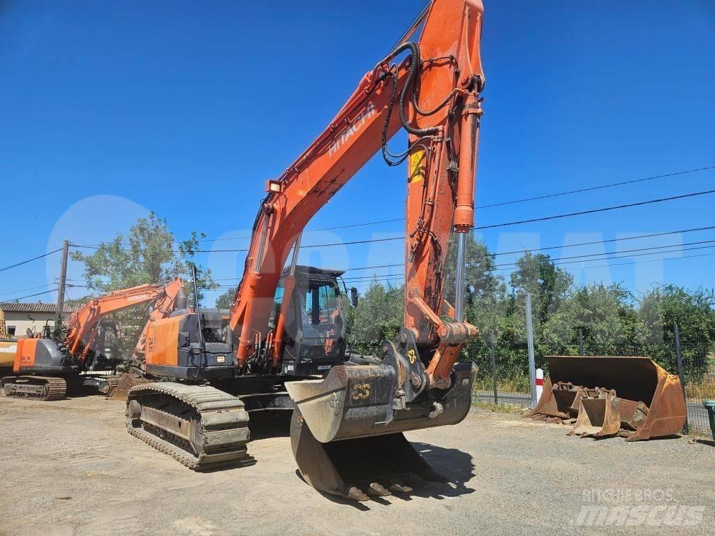 Hitachi ZX 210 LC Rupsgraafmachines