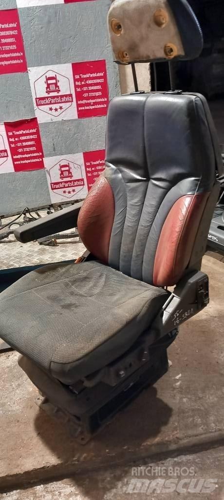 Volvo FH 12.    21329584 Cabine en interieur