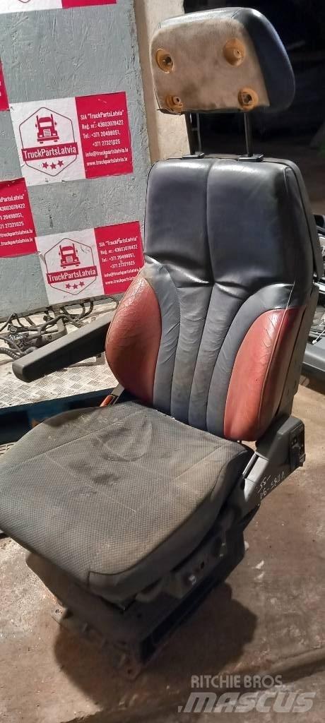 Volvo FH 12.    21329584 Cabine en interieur