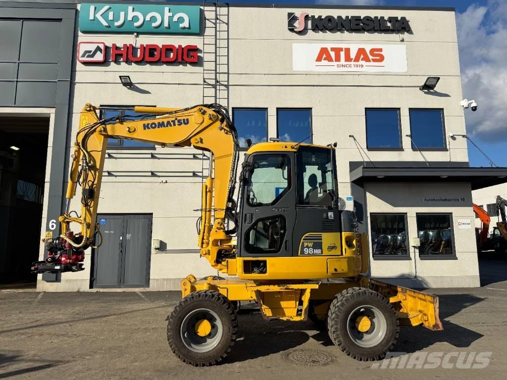 Komatsu PW 98 MR-6 Wielgraafmachines