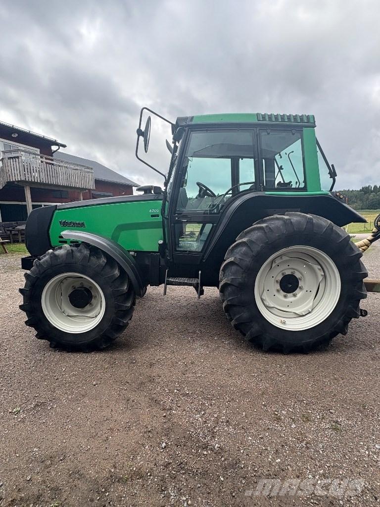 Valtra 6200-4 Tractoren