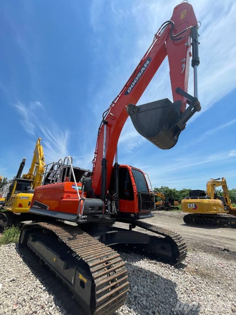 Doosan DX 300 Rupsgraafmachines