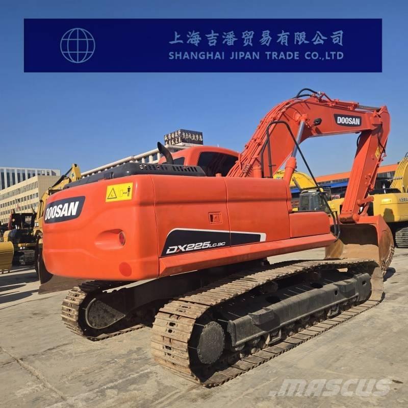Doosan DX 225 Rupsgraafmachines