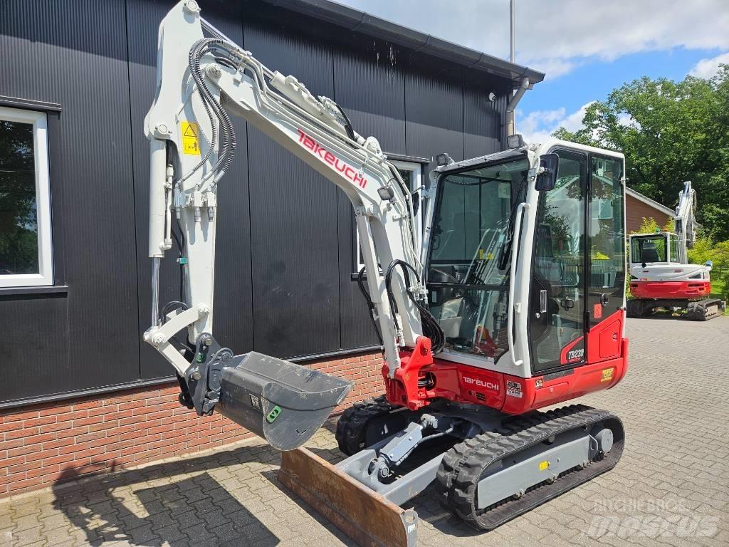 Takeuchi TB230 Minigraafmachines < 7t