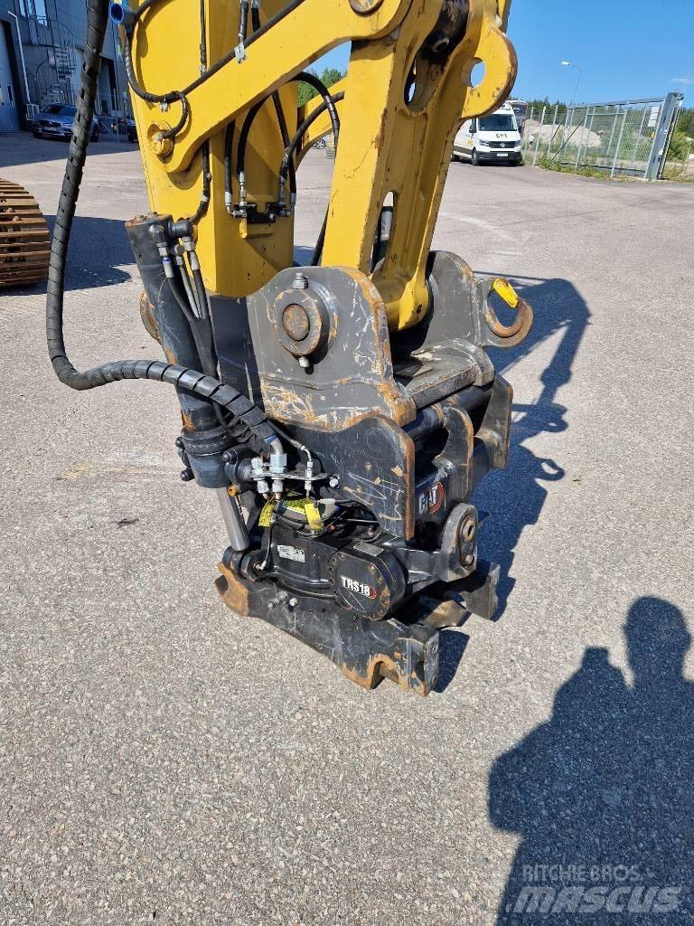 CAT 325 Rupsgraafmachines