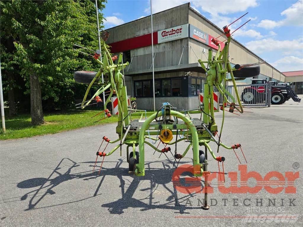 CLAAS Volto 550 HR Schudders
