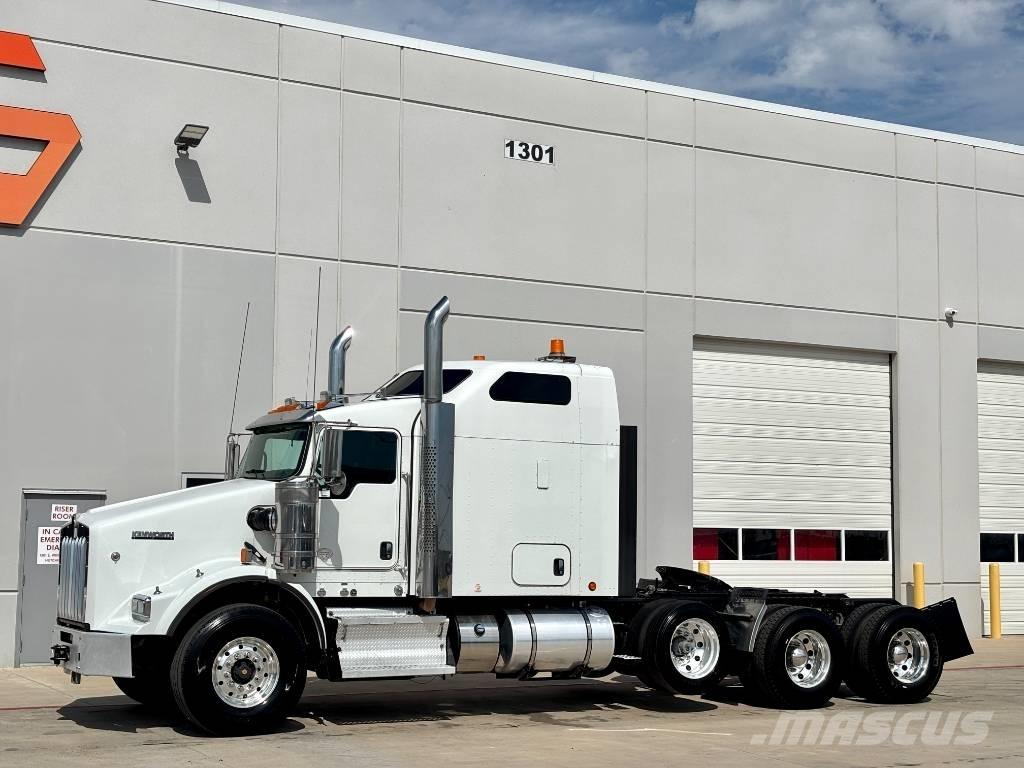 Kenworth T 800 Trekkers