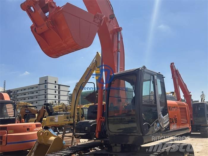 Hitachi ZX 240-3 Rupsgraafmachines