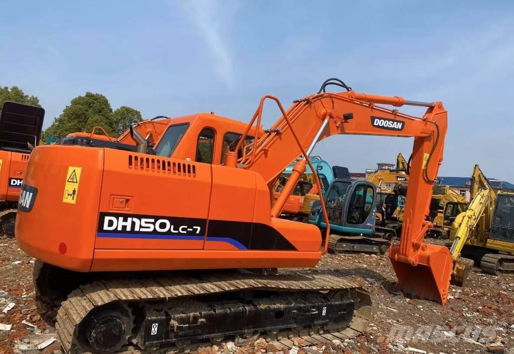 Doosan DH 150 Rupsgraafmachines