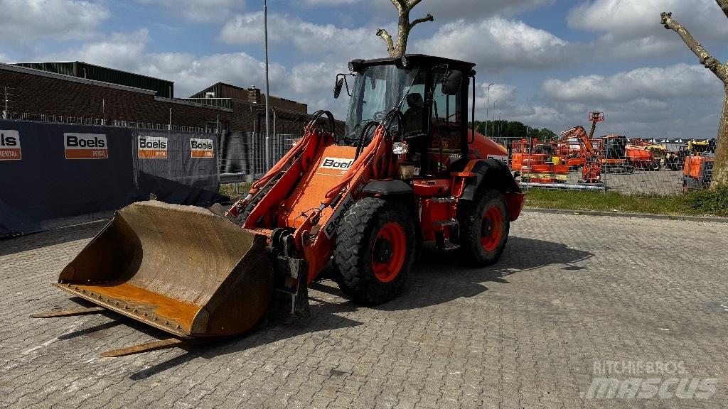 JCB 411HT T4i Wielladers