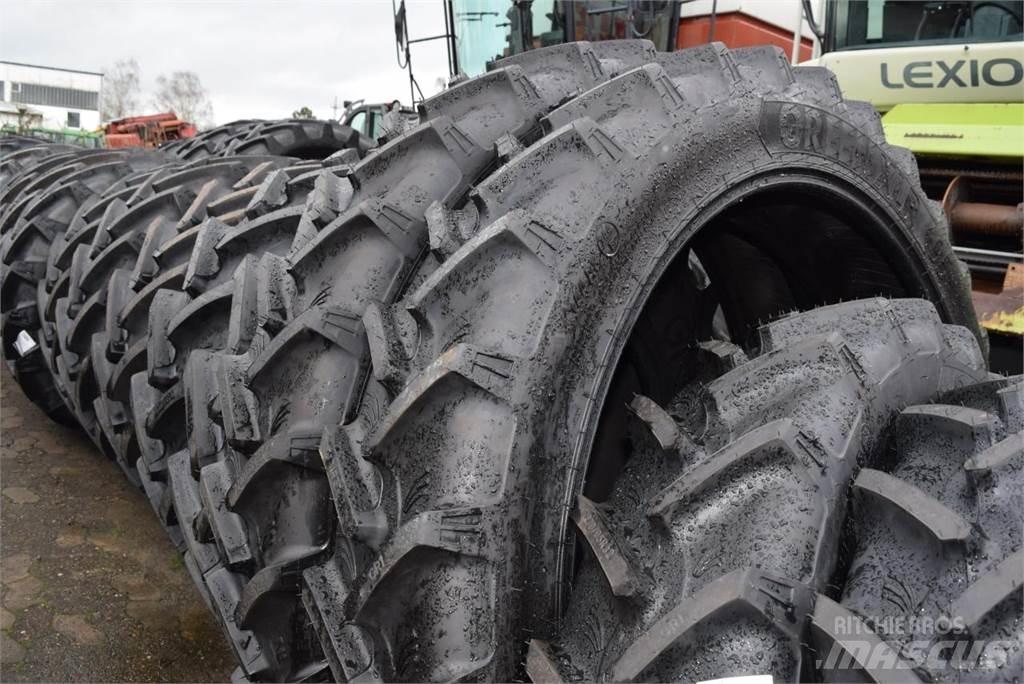  270/95R48 *GRI* Banden, wielen en velgen