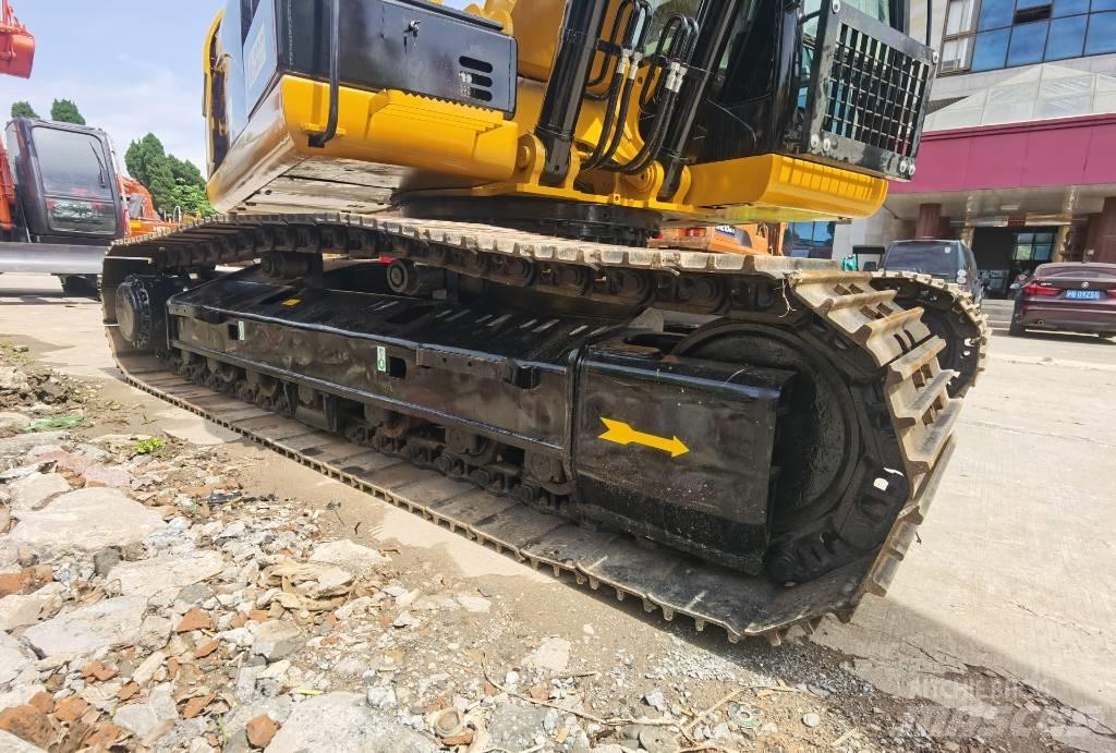 CAT 325D Rupsgraafmachines