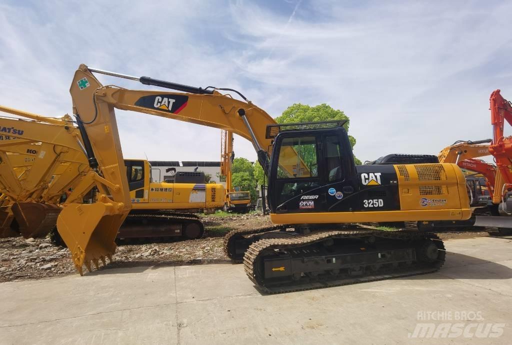 CAT 325D Rupsgraafmachines