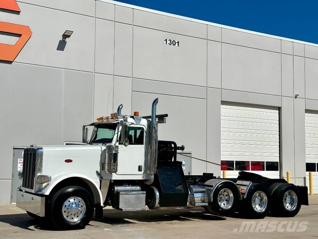 Peterbilt 388 Sleepwagens