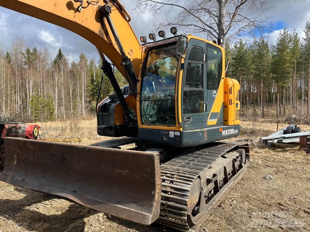 Hyundai HX 235 LCR Rupsgraafmachines