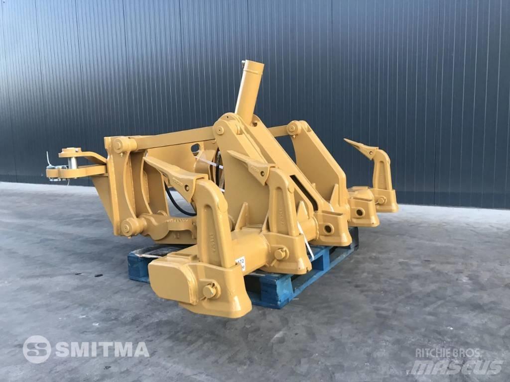 CAT 140M Wegopbrekers