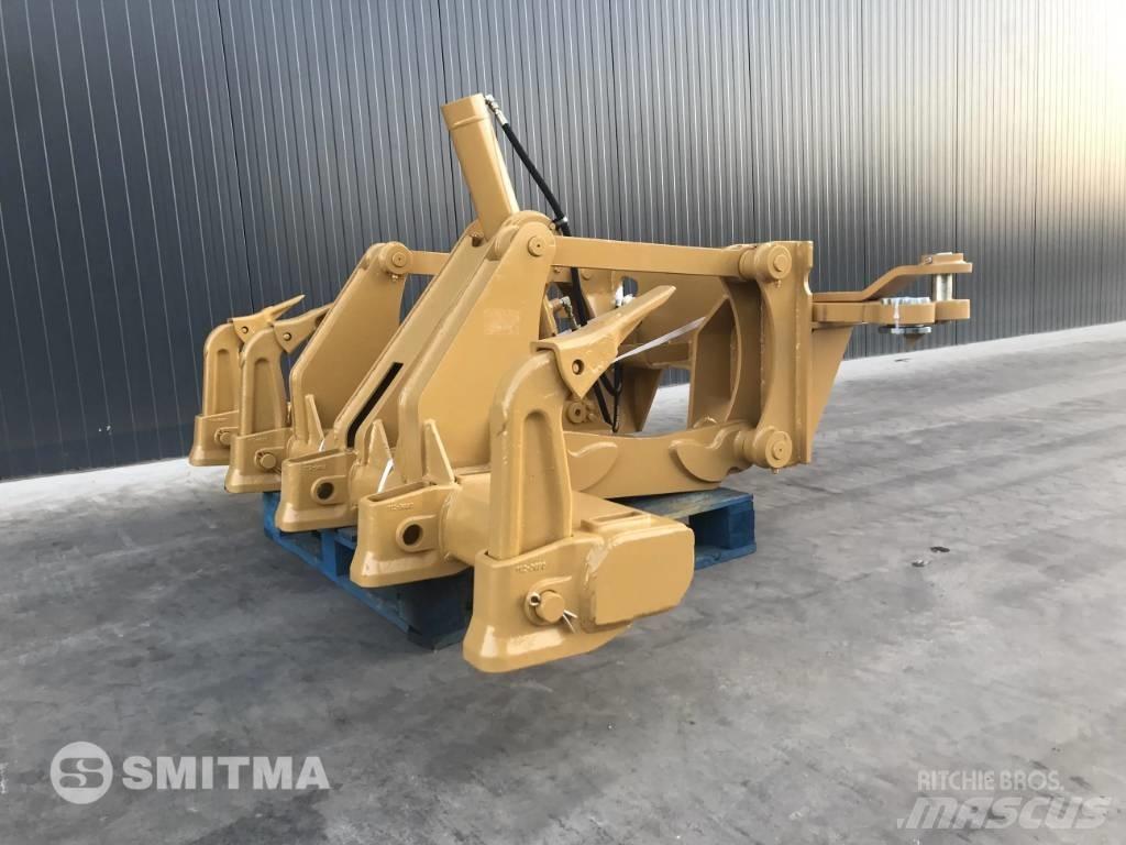 CAT 140M Wegopbrekers