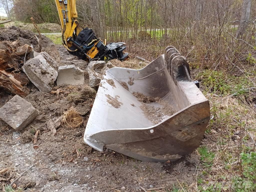 Komatsu PW 160-7E0 Wielgraafmachines